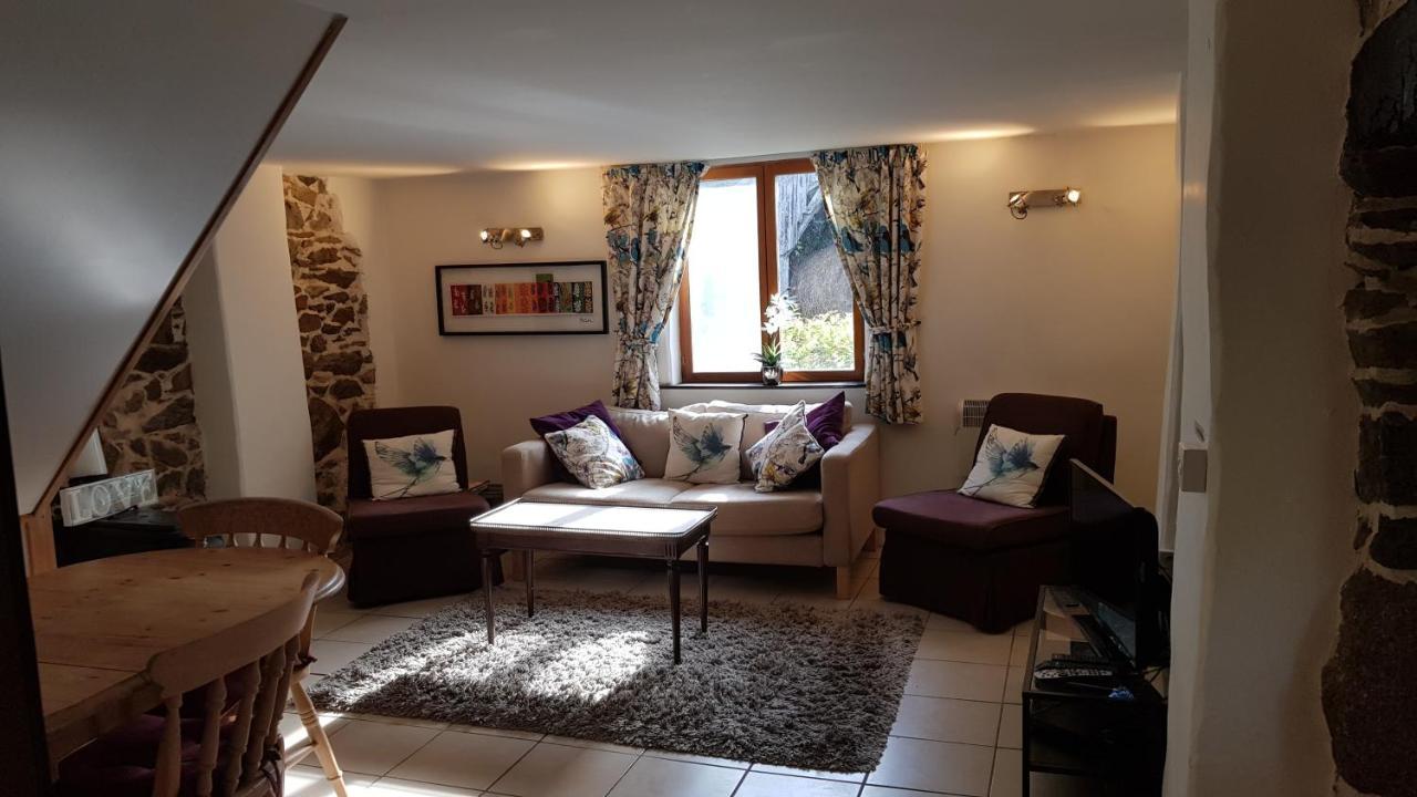 Maroux Vian Country Cottage Callac Buitenkant foto